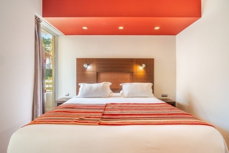 Madeira Funchal Muthu Raga Madeira 10 dňový pobyt Polpenzia Letecky Letisko: Budapešť January 2026 (27/01/26- 5/02/26)