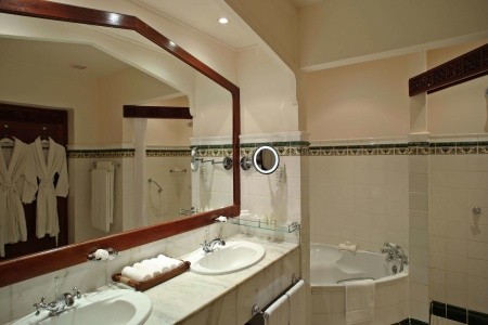 Zanzibar Serena Inn
