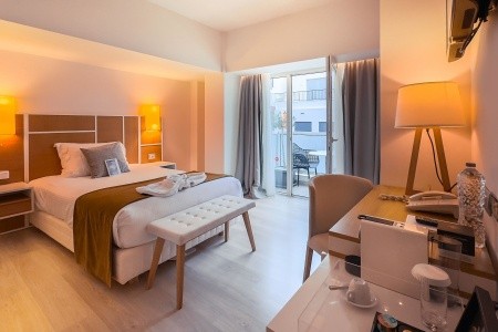 St. George Lycabettus - 120