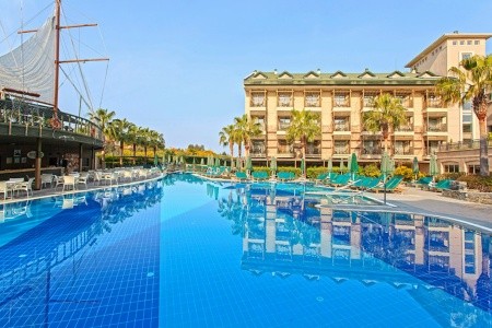 Can Garden Resort - 11