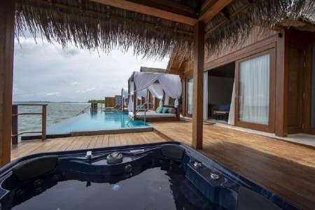 Furaveri Island Resort & Spa (Raa Atoll) - 34