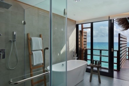 Maldivy Severný Atol Male Grand Park Kodhipparu 10 dňový pobyt Polpenzia Letecky Letisko: Praha July 2026 (11/07/26-20/07/26)