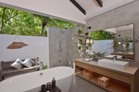 Maldivy Severný Atol Male Grand Park Kodhipparu 10 dňový pobyt Polpenzia Letecky Letisko: Praha July 2026 (11/07/26-20/07/26)