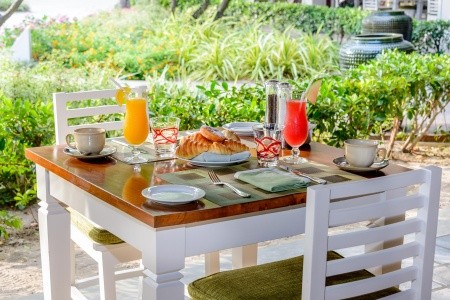 Maldivy Severný Atol Male Kurumba Resort 11 dňový pobyt Raňajky Letecky Letisko: Praha June 2026 (14/06/26-24/06/26)