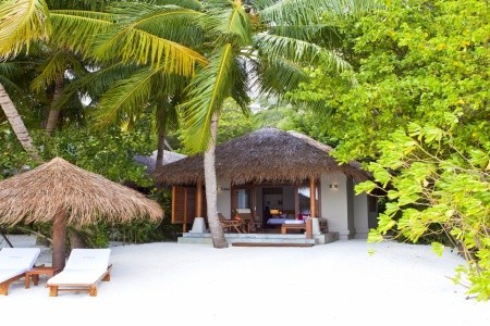 Maldivy Severný Atol Male Baros Maldives 12 dňový pobyt Polpenzia Letecky Letisko: Praha April 2026 (29/04/26-10/05/26)