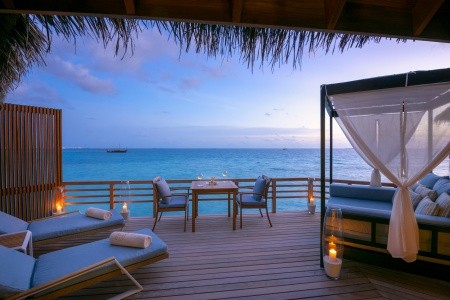 Maldivy Severný Atol Male Baros Maldives 12 dňový pobyt Polpenzia Letecky Letisko: Praha April 2026 (29/04/26-10/05/26)