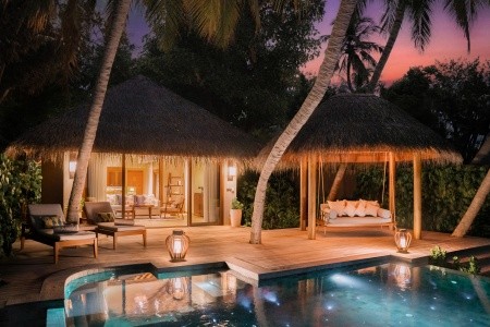 Maldivy Severný Atol Male Baros Maldives 12 dňový pobyt Polpenzia Letecky Letisko: Praha April 2026 (29/04/26-10/05/26)