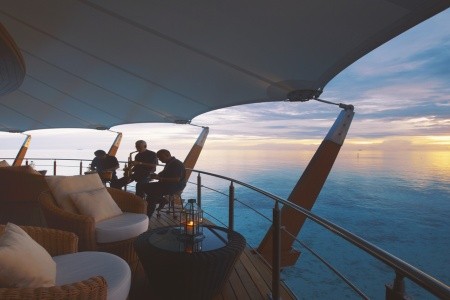 Maldivy Severný Atol Male Baros Maldives 12 dňový pobyt Polpenzia Letecky Letisko: Praha April 2026 (29/04/26-10/05/26)