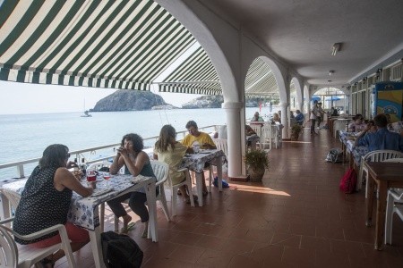 Vittorio Beach Resort - 4