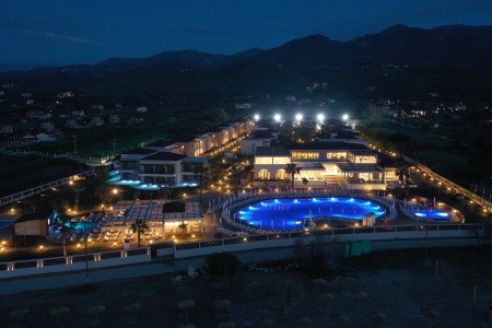 Almyros Beach Resort & Spa - 14