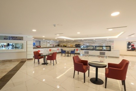 Turecko Turecká riviéra Crystal Admiral Resort & Spa 7 dňový pobyt Ultra All inclusive Letecky Letisko: Praha June 2026 ( 5/06/26-11/06/26)