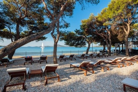 Vily Arausana & Antonina - 12