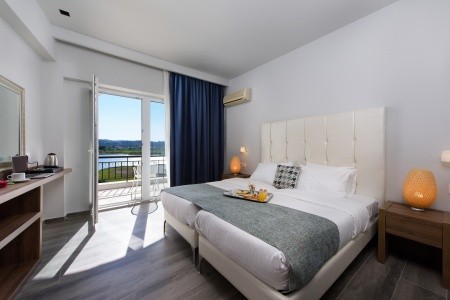 The Royal Grand - 11