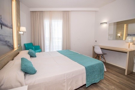 Eix Lagotel Holiday Resort