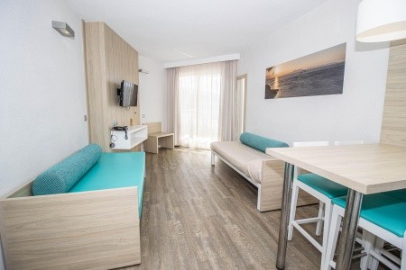Eix Lagotel Holiday Resort