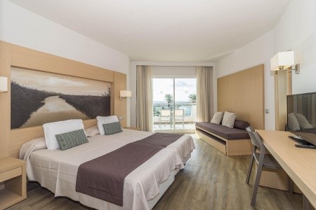 Eix Lagotel Holiday Resort