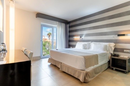 Španielsko Menorca Barceló Hamilton Menorca - Adults Only 5 dňový pobyt Polpenzia Letecky Letisko: Budapešť October 2026 ( 6/10/26-10/10/26)