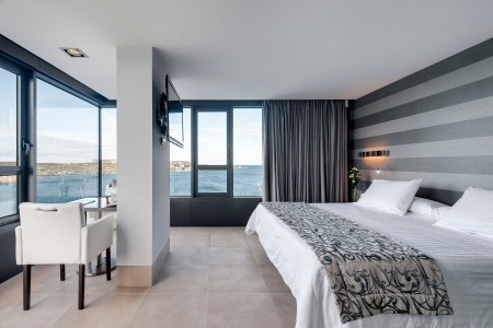 Španielsko Menorca Barceló Hamilton Menorca - Adults Only 5 dňový pobyt Polpenzia Letecky Letisko: Budapešť October 2026 ( 6/10/26-10/10/26)