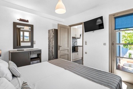 Evina Rooms & Villas - 27