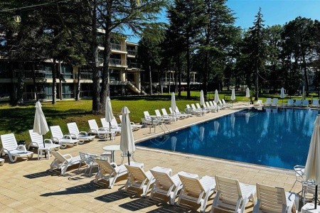 Queen Nelly Park - 5