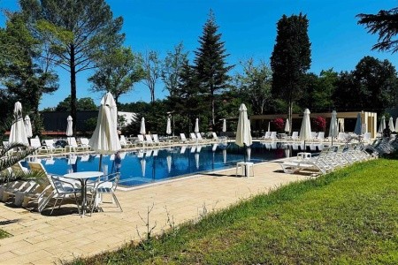 Queen Nelly Park - 13