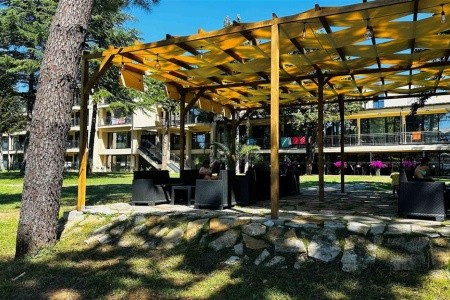 Queen Nelly Park - 15