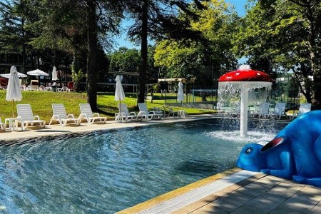 Queen Nelly Park - 16