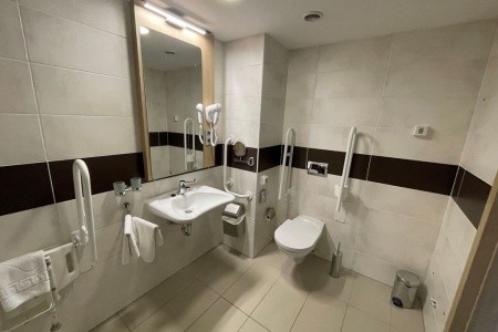 Portobello Wellness & Yacht - 12