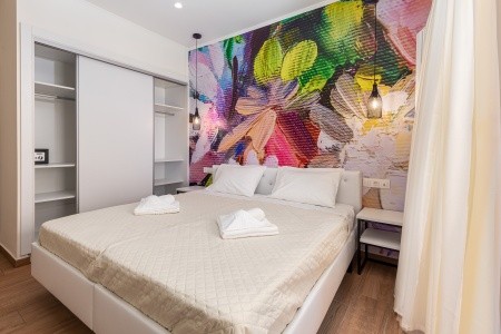 Aqua Luxury Suites - 13