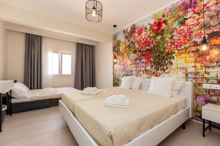 Aqua Luxury Suites - 27