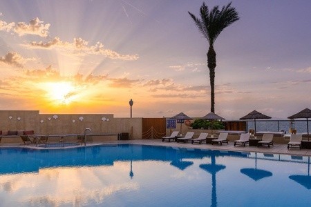 Blue Sky City Beach - 4