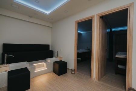 Kahlua Sea View Suites - 31