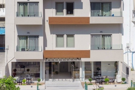 The City Hotel & Suites