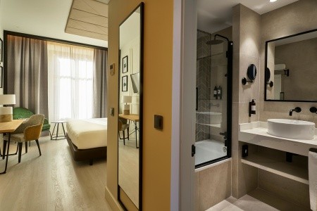 Vincci Larios Diez - 51