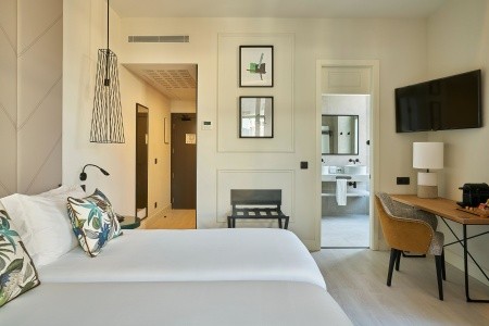 Vincci Larios Diez - 53