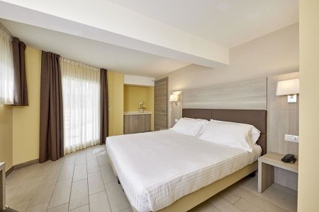 Park Hotel Casimiro Village - 32