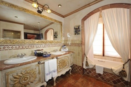 Europe Villa Cortés Deluxe & Spa - 14