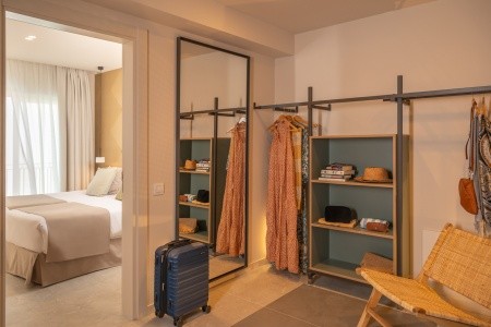 Aqua Hotel Bertran - 38