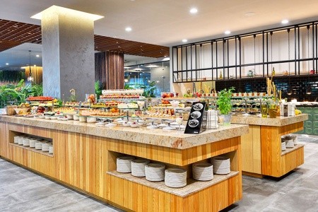 Bulharsko Zlaté Piesky Grifid Vistamar 9 dňový pobyt Ultra All inclusive Letecky Letisko: Praha June 2026 ( 8/06/26-16/06/26)