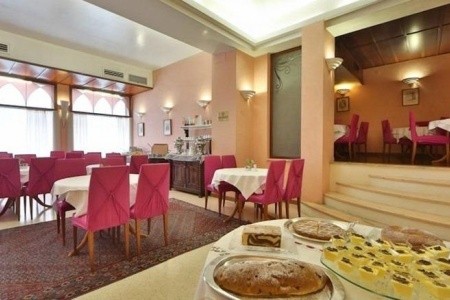 Taliansko  Residence San Giusto (Trieste) 8 dňový pobyt Raňajky Vlastná November 2025 ( 2/11/25- 9/11/25)