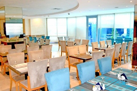 Spojené arabské emiráty Dubaj Social Hotel Barsha Heights Dubai 6 dňový pobyt Plná penzia Letecky Letisko: Praha March 2026 (14/03/26-19/03/26)