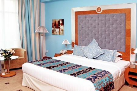 Spojené arabské emiráty Dubaj Social Hotel Barsha Heights Dubai 6 dňový pobyt Plná penzia Letecky Letisko: Praha March 2026 (14/03/26-19/03/26)