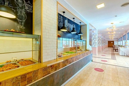 Bulharsko Zlaté Piesky Detelina 10 dňový pobyt Polpenzia Letecky Letisko: Praha June 2026 (23/06/26- 2/07/26)