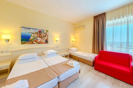 Bulharsko Zlaté Piesky Detelina 10 dňový pobyt Polpenzia Letecky Letisko: Praha June 2026 (23/06/26- 2/07/26)