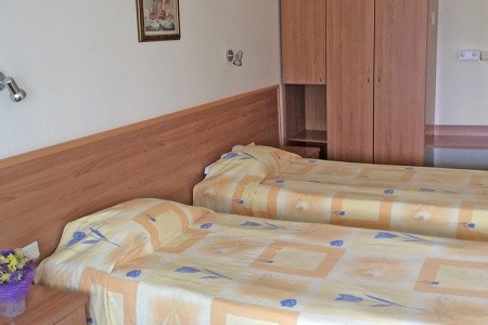 Bulharsko Zlaté Piesky Perunika 14 dňový pobyt All Inclusive Letecky Letisko: Praha June 2026 ( 7/06/26-20/06/26)