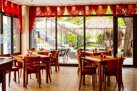 Bulharsko Zlaté Piesky Perunika 14 dňový pobyt All Inclusive Letecky Letisko: Praha June 2026 ( 7/06/26-20/06/26)