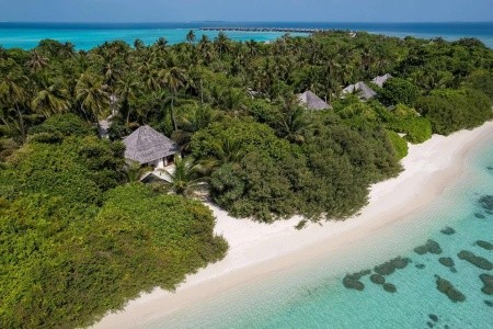 Maldivy  Hideaway Beach Resort & Spa 14 dňový pobyt Raňajky Letecky Letisko: Viedeň April 2026 (19/04/26- 2/05/26)