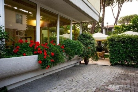 Sylvia (Lido Di Camaiore) - 9