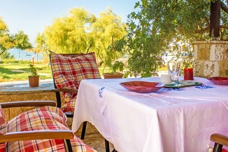 Grécko Kefalónia Mezonety Siora Mary 11 dňový pobyt Bez stravy Letecky Letisko: Praha August 2026 (10/08/26-20/08/26)