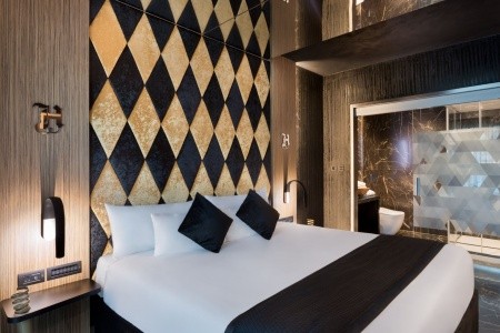 H Hotel – Adults Only